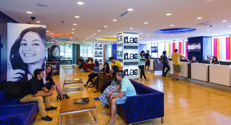 เรียนซัมเมอร์ต่างประเทศ English course at ILAC Canada เรียนซัมเมอร์ต่างประเทศ English course at International Language Academy of Canada ILAC Canada